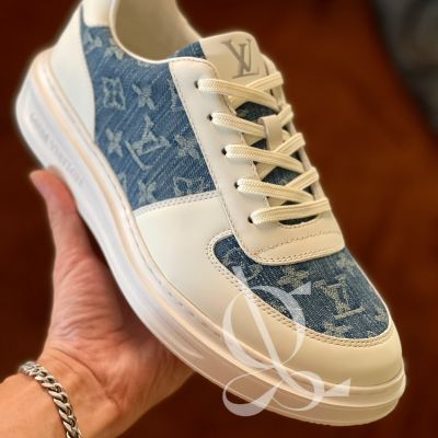 Louis vuitton sneakers – Replica