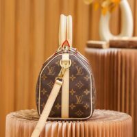 LV Speedy 25 – Replica