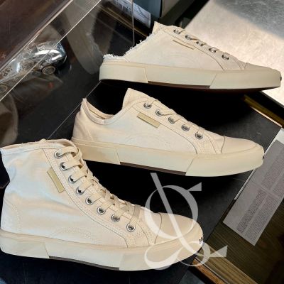 Balenciaga – Replica