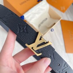 Louis Vuitton – Replica