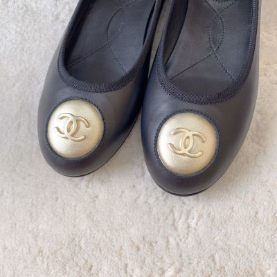 Chanel Medieval Vintage Ballet Flats – Replica