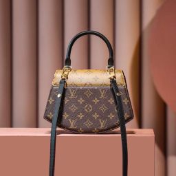 LV Tilsitt Bag – Replica