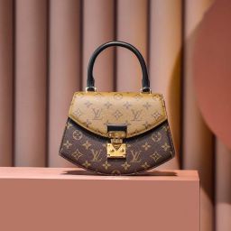 LV Tilsitt Bag – Replica