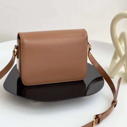 Celine Triomphe Brown Bag – Replica