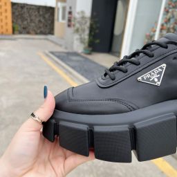 Prada Sneakers – Replica