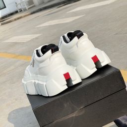 Prada Sneakers – Replica