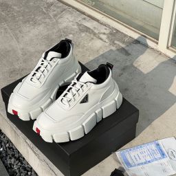 Prada Sneakers – Replica