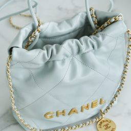 Chanel 22 Mini Bag – Replica