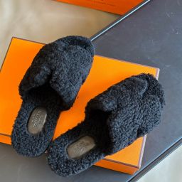 Hermes Slippers – Replica